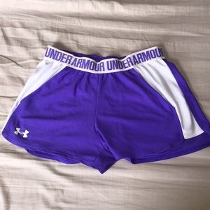 UNDERARMOUR PURPLE ATHLETIC SHORTS